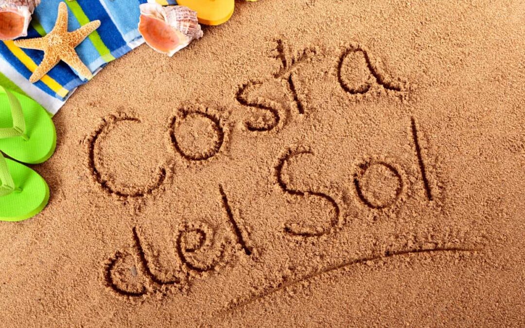 Costa del Sol pisze na piasku pla?y, aby zlokalizowa? i porozmawia? o Costa del Sol.