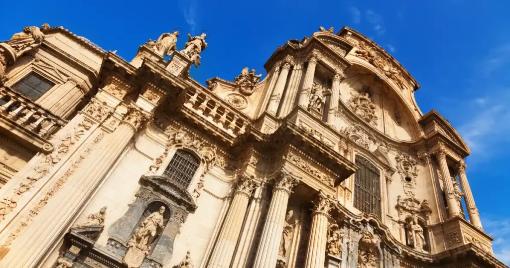 Cathedral in Costa Cálida (Murcia), a good place to enjoy the lifestyle in Spain optimal for foreigners.