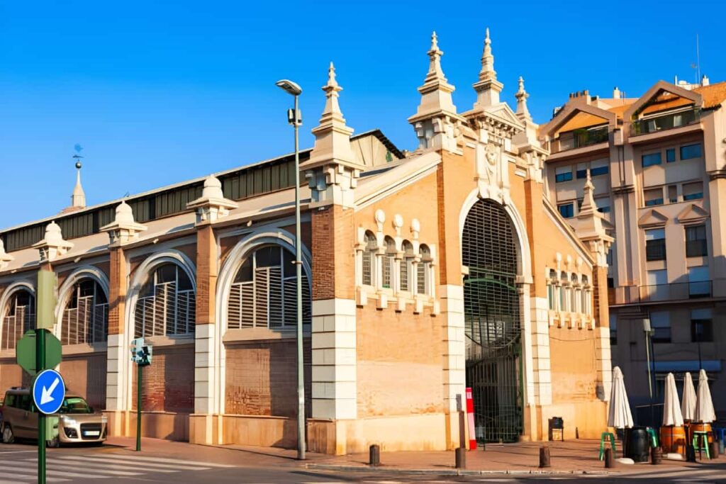 Mercado de Ver?nicas in Murcia, een plek om te bezoeken en iets wat u zeker moet doen in Murcia.